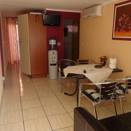 Apartman Canjar * Vir